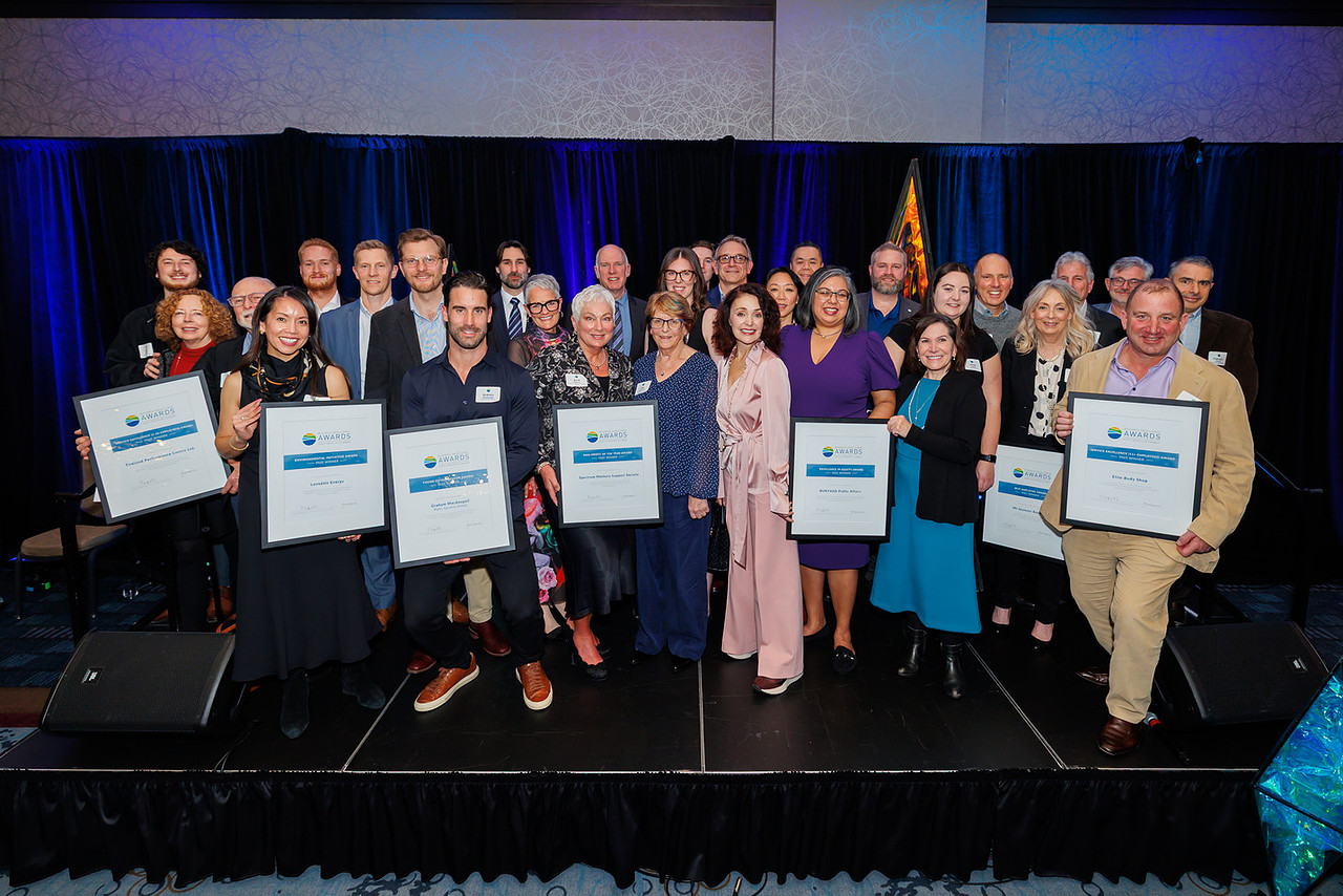 Lonsdale Energy wins Business Excellence Award